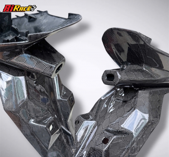 DÈ BIỂN SỐ AIR BLADE 125/150 - 2VAL ỐP CARBON FIBER